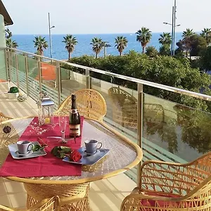 Alexandra's Beach-port Apartment Badalona